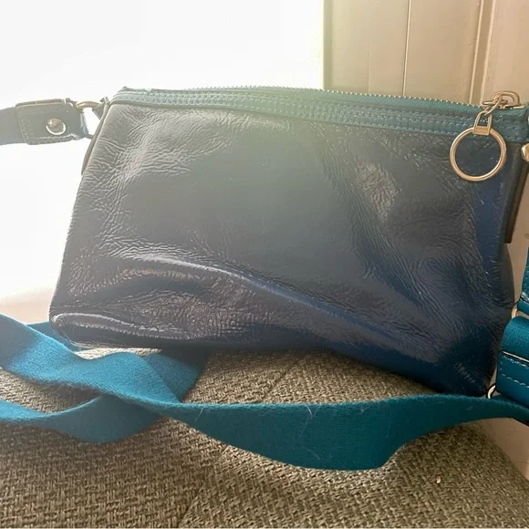 Coach Poppy Blue Leather Crossbody Bag with Silver Hardware - Picture 4 of 5